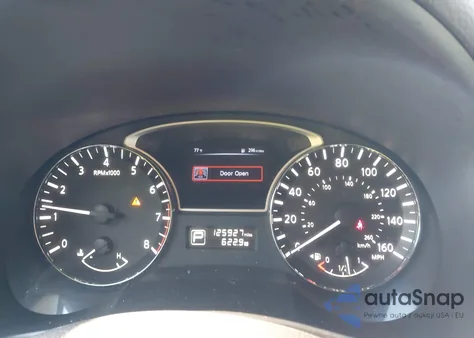 2015 Nissan Altima 2.5/2.5 S/2.5 Sl/2.5 Sv z USA, uszkodzony, nr VIN 1N4AL3AP5FN881904